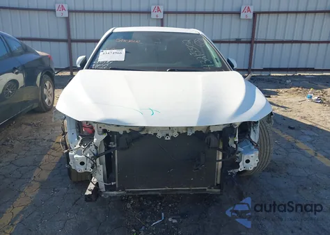 2021 Toyota Camry Se z USA, uszkodzony, nr VIN 4T1G11AK8MU599922